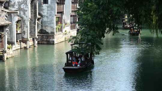 乌镇水乡小桥流水乌篷船名胜风景区