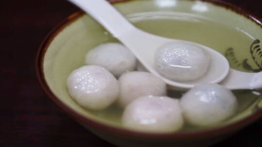 中国传统甜品汤圆