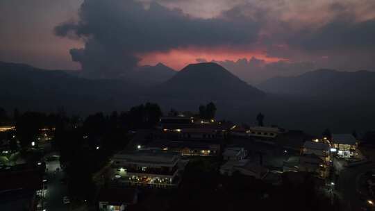 印尼爪哇岛布罗莫火山村庄航拍自然风光