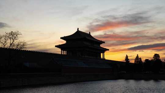 北京故宫神武门日落晚霞