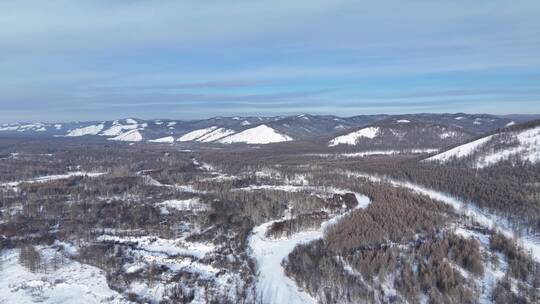 航拍大兴安岭林海雪原冰河