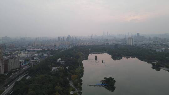 航拍山东济南大明湖景区日出剪影