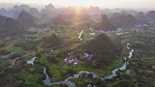 日出下的山水乡村自然风光全景