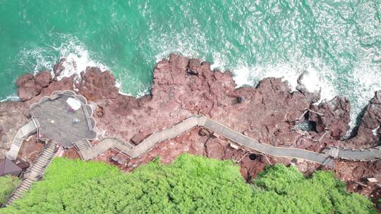 海浪浪花冲击岩石素材航拍