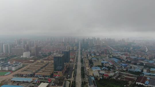 航拍湖南隆回城市暴雨来临