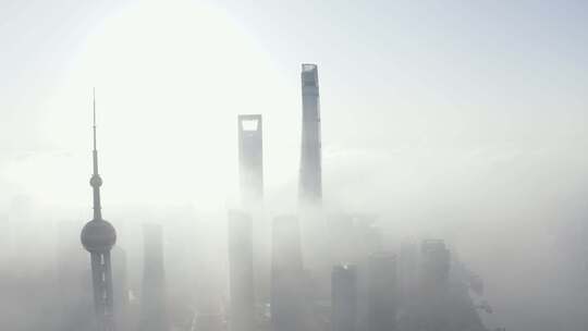 上海金融区云雾中大厦
