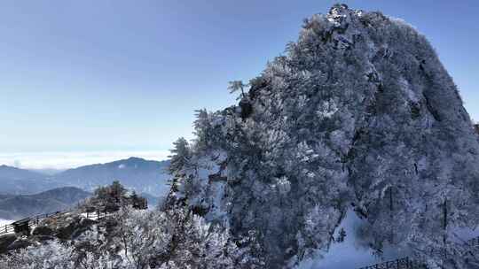 洛阳老君山旅游冬天大雪云海自然风景航拍