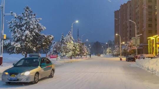 夜景落雪