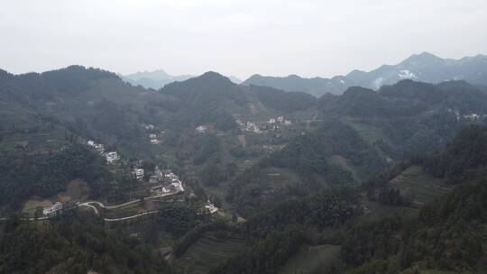 航拍山村风景