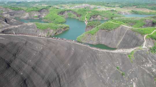 4k航拍郴州高椅岭丹霞地貌