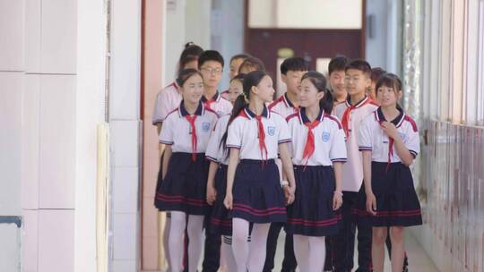 学校小学生中学课堂体育操场课间操运动校园