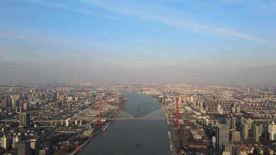 天空下的城市风景