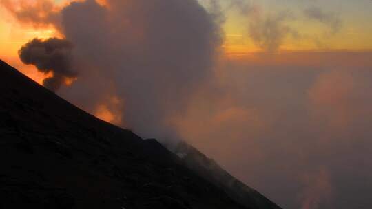 火山，火山，斯特龙博利，喷发