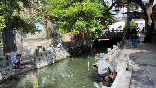 济南曲水亭街，老街道小桥流水家家泉水