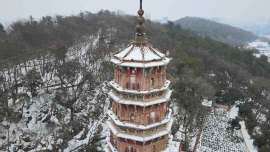 武汉武昌区宝通寺雪景航拍