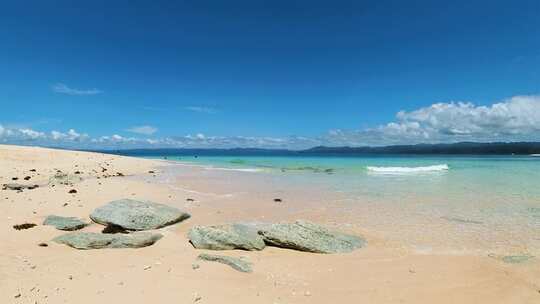 南菲律宾苏里高的白沙滩