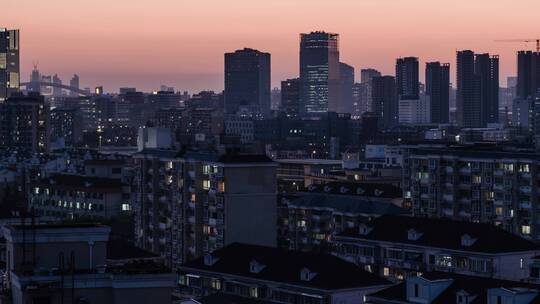 城市街区日转夜