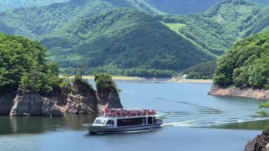 山川湖泊游轮自然森林国风秋天旅拍大好河山