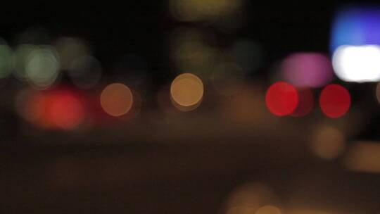伦敦街虚焦的车灯视频素材模板下载