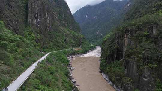 云南丙察察公路那恰洛峡谷风光航拍