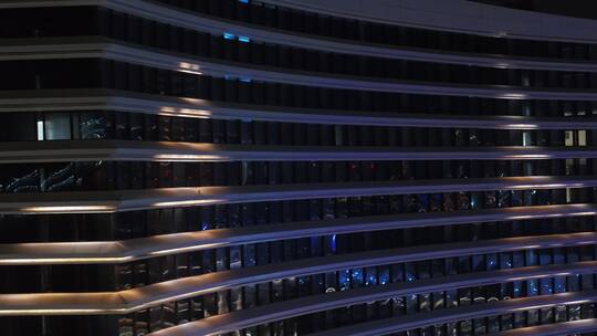 4K厦门五通码头高楼灯塔夜景城市航拍视频素材模板下载