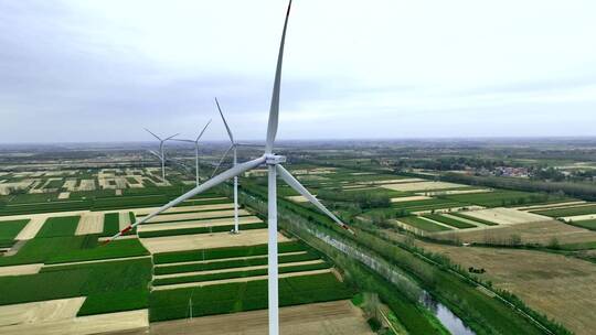 乡村风能发电 风力发电 新能源 乡村振兴