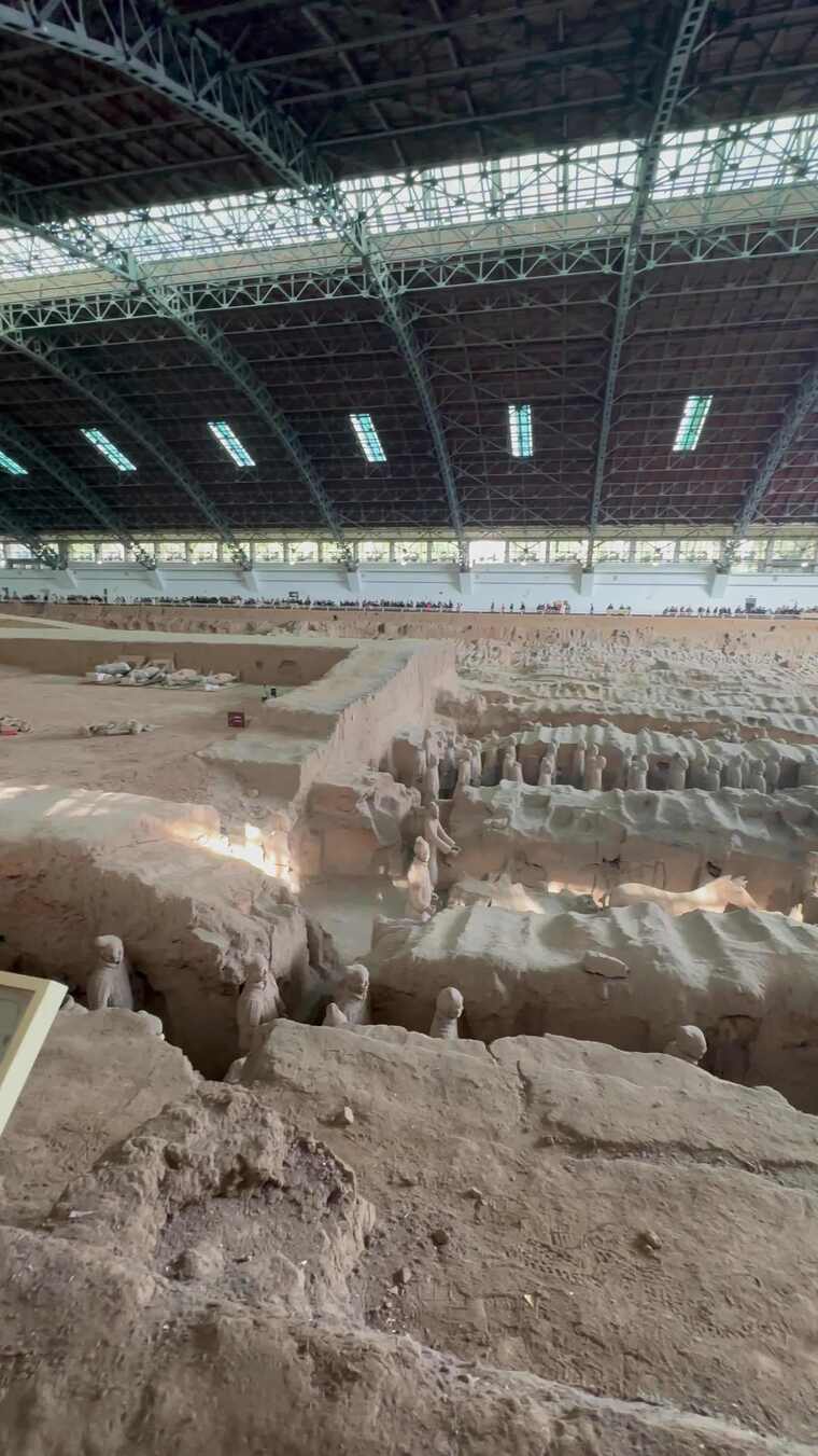 西安秦始皇兵马俑1号坑