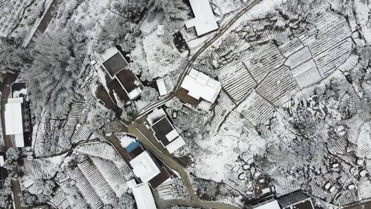 航拍大山农村风景