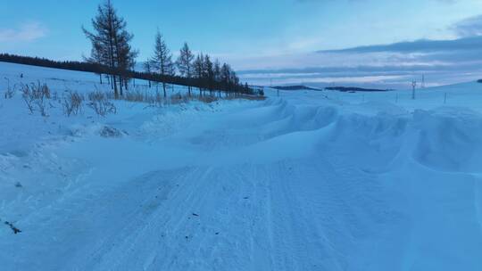 大雪封路大雪封山雪路冰雪道路视频素材模板下载