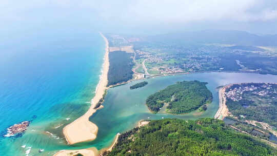 航拍海南陵水河入海口 椰子岛