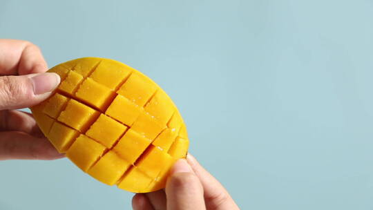 热带芒果实拍夏季水果广告海南芒果台农芒果