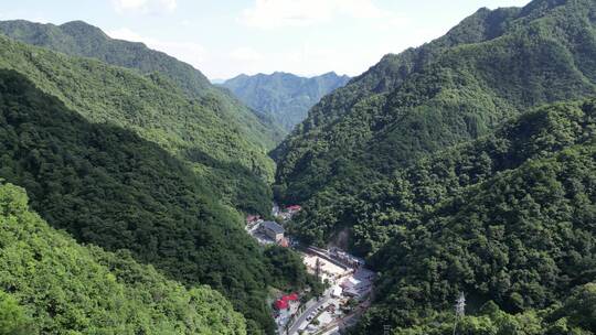 航拍湖北襄阳尧治河4A景区