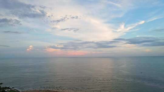 天空蓝天白云自然风景大海海浪海洋波浪