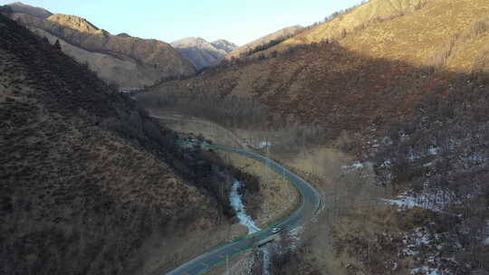 航拍青海西宁山川峡谷公路