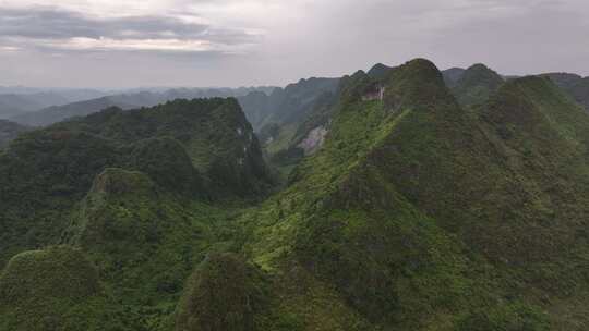 广西大山农村航拍