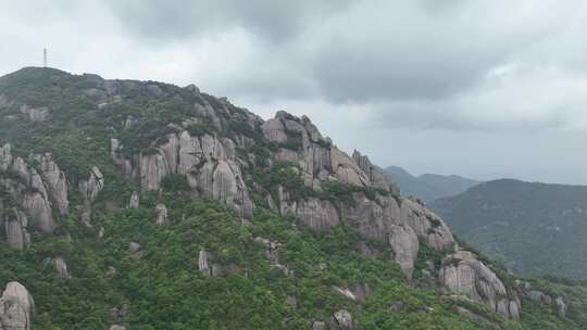 航拍福建宁德福鼎太姥山海上仙山风光