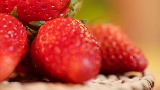 草莓水果夏季维生素视频素材模板下载