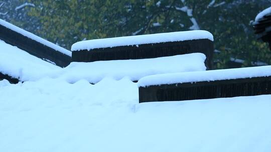 杭州西湖景区净慈寺雪景