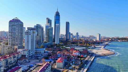 航拍山东烟台滨海城市建筑海岸线风光全景