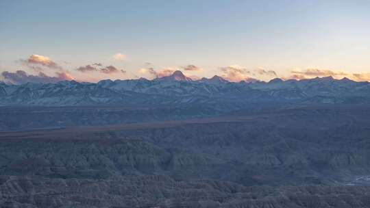 西藏阿里扎达土林国家公园雅丹地貌高空延时