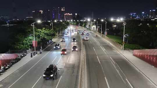 城市交通夜景车辆行驶实拍