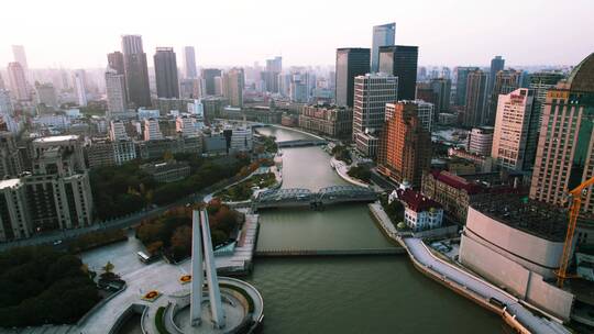 4K航拍上海陈毅广场外白渡桥视频素材模板下载