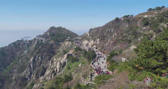 航拍泰安泰山山顶风景