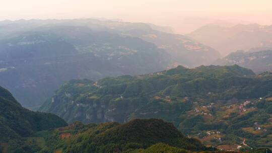 4k航拍山村晚霞