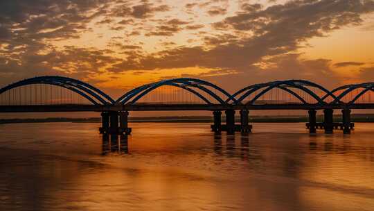 刘江黄河大桥延时日出夕阳郑州黄河桥视频素材模板下载