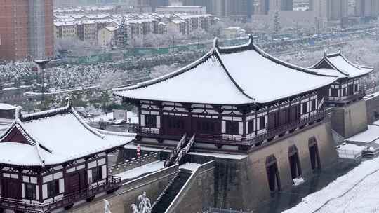 航拍洛阳定鼎门雪景