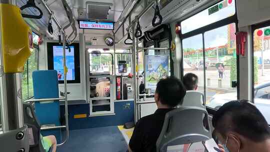 深圳白石洲第一视角上公交车