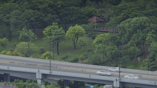 广州广园快速干线车流车辆行驶高架桥