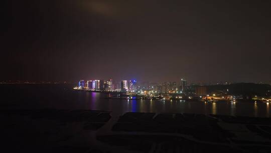 城市道路夜景航拍交通夜晚泉州东海滨江夜景