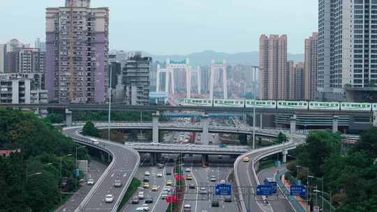 4k 航拍无人机穿梭在重庆城市高架桥车流视频素材模板下载